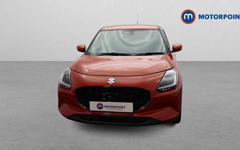 Usado Suzuki Swift 82 HP (60 kW) 2025 Laranja Citadino