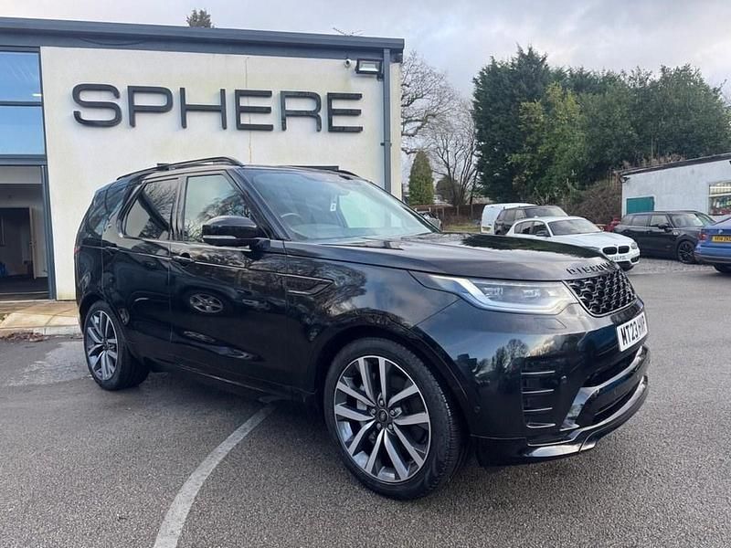Black Used 2023 Land Rover Discovery 5 SE Dynamic SUV | £35,990 (Super price) - Image 1/4