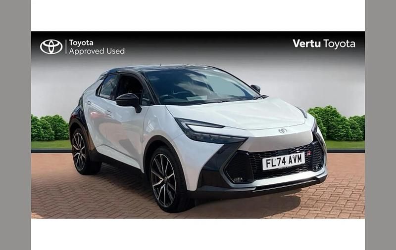 Used Toyota C-HR Sport 223 HP (164 kW) 2024 White SUV