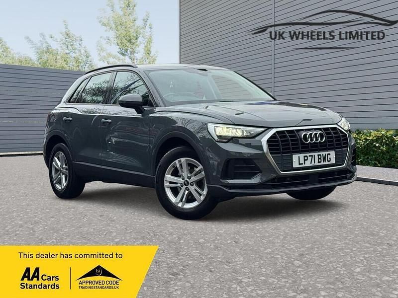 Used Audi Q3 Design 150 HP (110 kW) 2022 Grey SUV