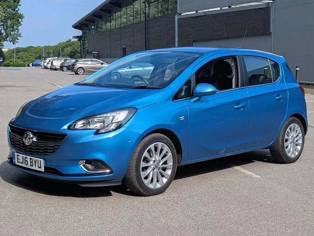 Used Vauxhall Corsa 90 HP (66 kW) 2016 Blue Hatchback