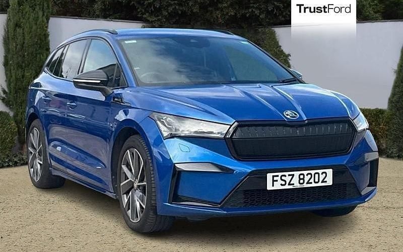 Used 2022 Skoda Enyaq iV SportLine SUV | £22,450 (Fair price) - Image 1/4