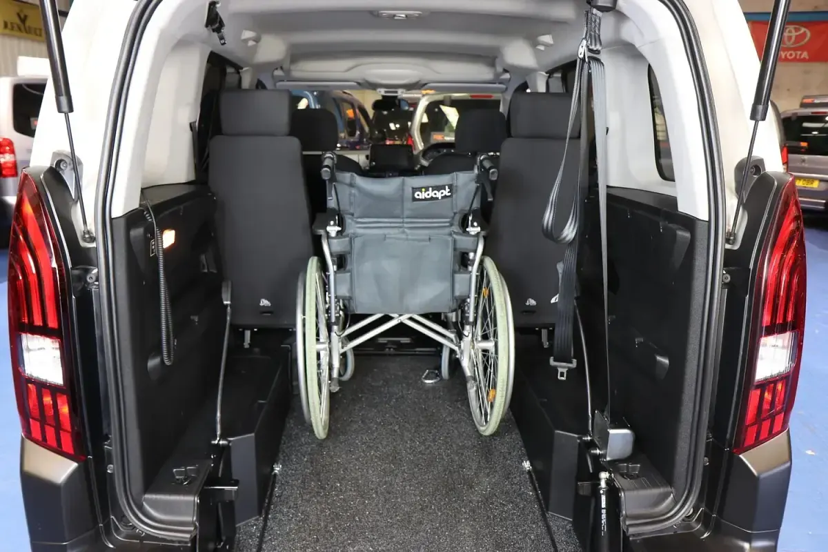 Used Peugeot Rifter Allure 2021 Beige MPV