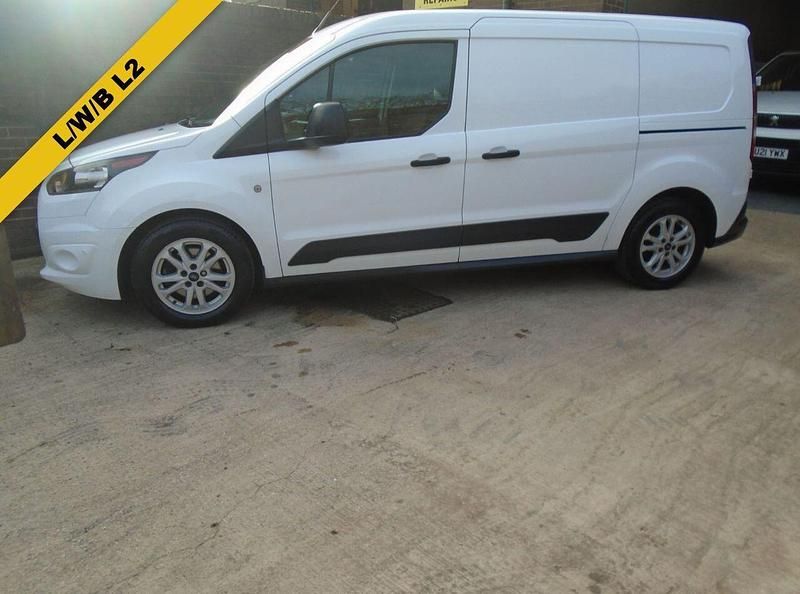 Used Ford Transit Connect Trend 100 HP (73 kW) 2017 White MPV