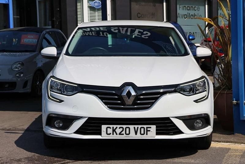 Używany Renault Mégane IV Iconic 2020 Biały Hatchback