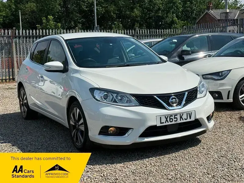 Used Nissan Pulsar N-TEC 115 HP (84 kW) 2015 White Hatchback