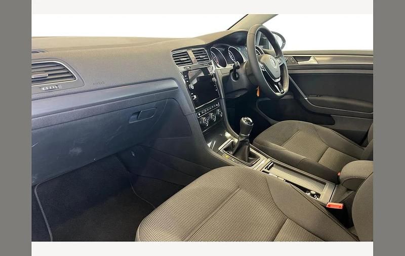 Used VW Golf VIII Edition 147 HP (108 kW) 2020 Black Hatchback