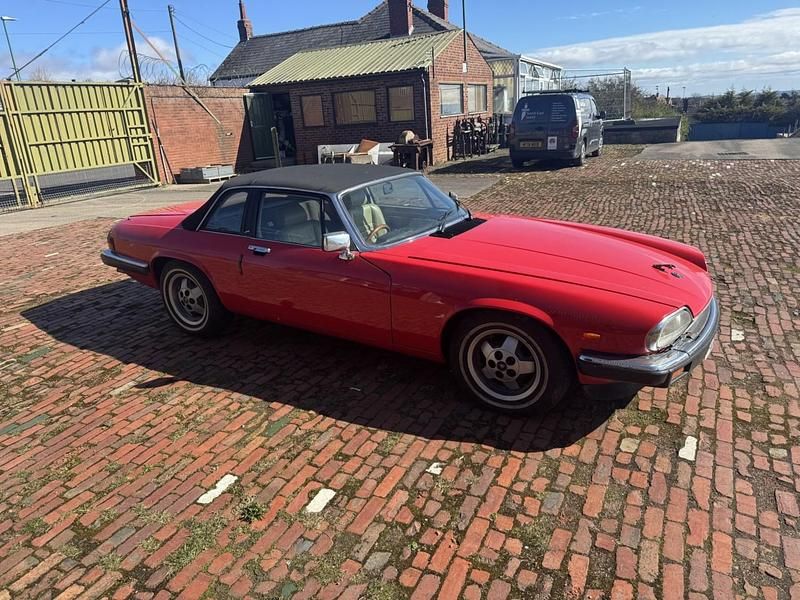 Used Jaguar XJS 1986 Red Sedan