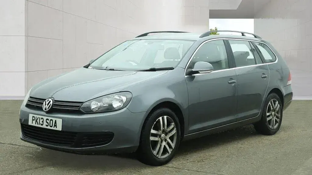 Used VW Golf VII SE 105 HP (77 kW) 2013 Grey Estate