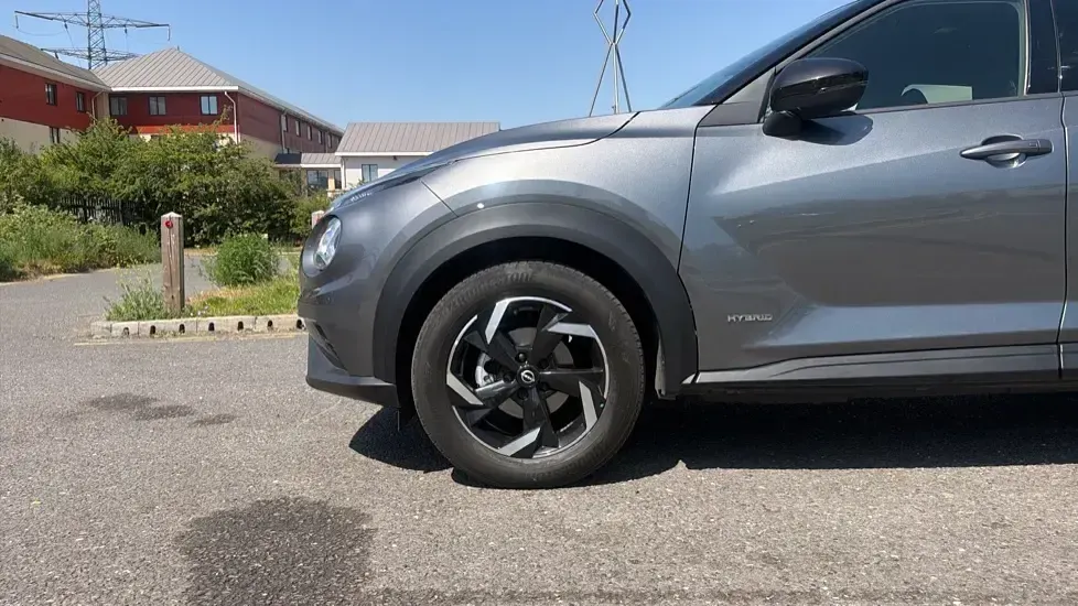 Used Nissan Juke N-Connecta 143 HP (105 kW) 2023 Grey SUV