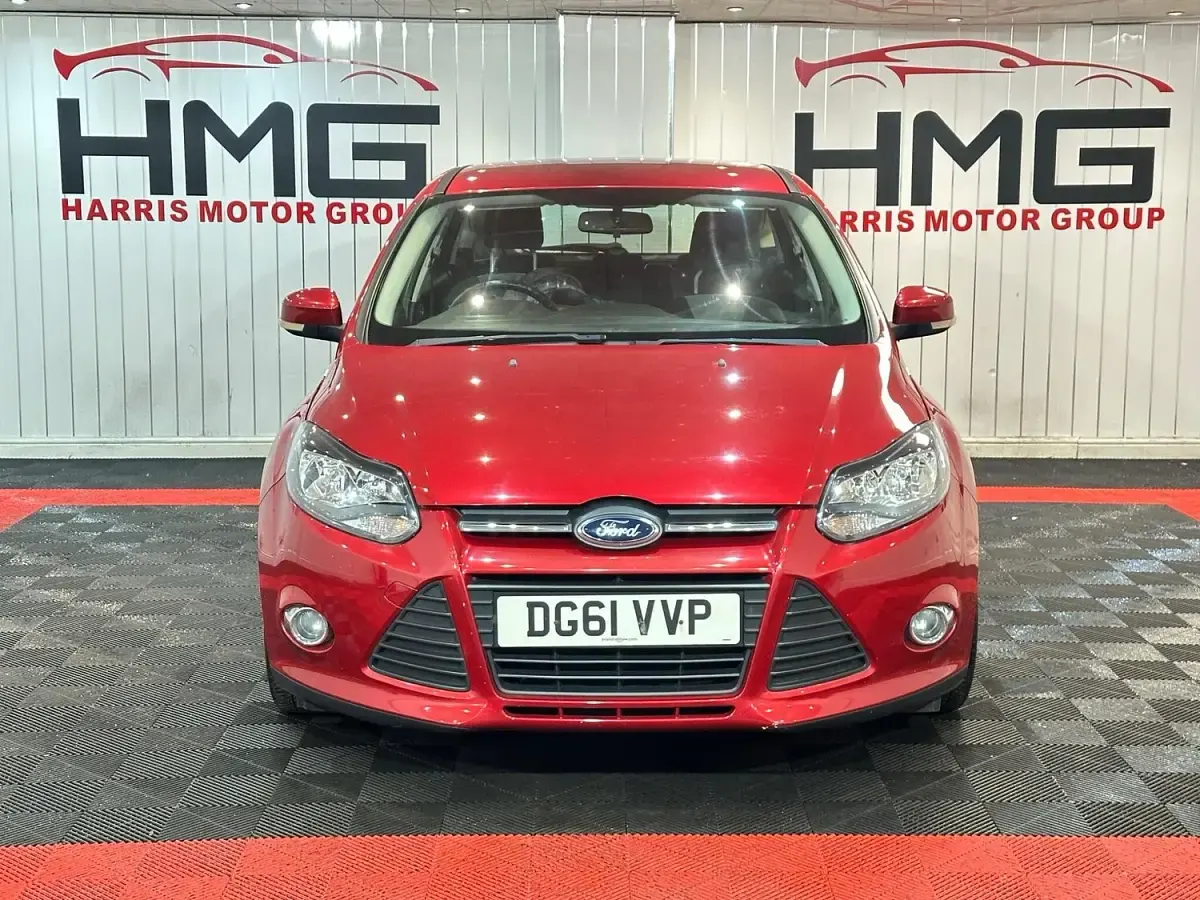 Used Ford Focus Zetec 2011 Red Hatchback