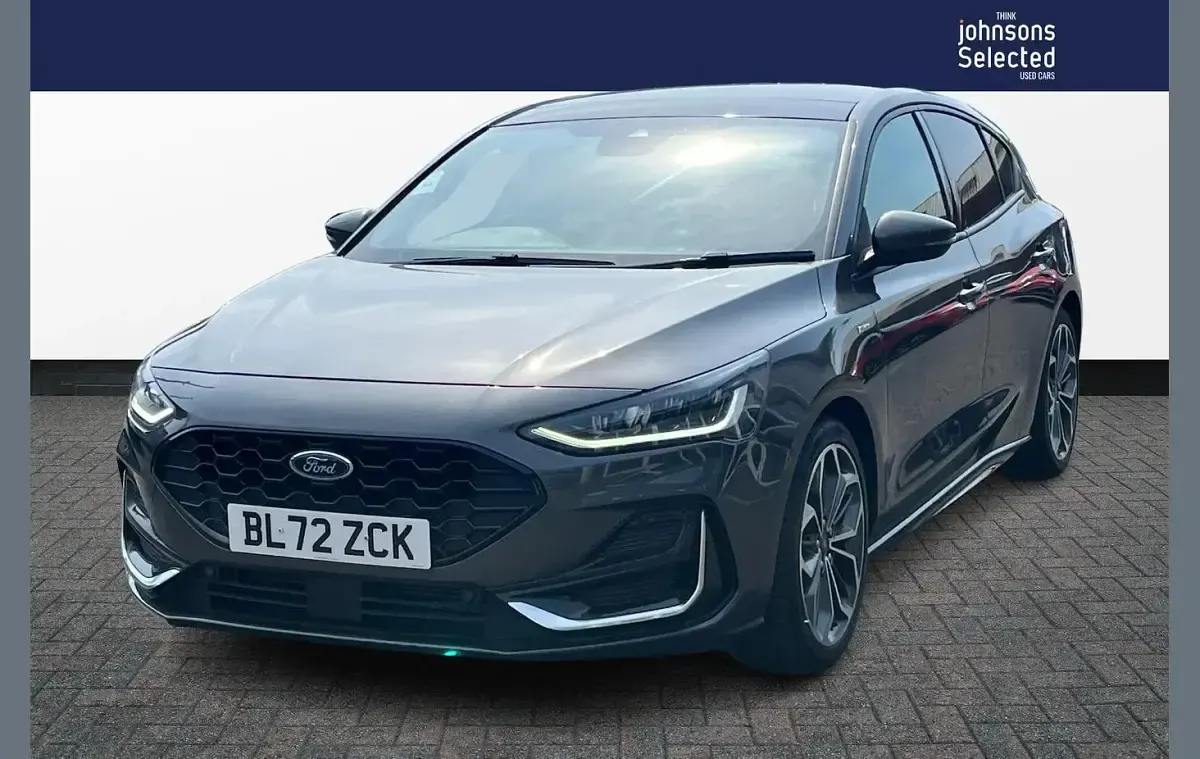Used Ford Focus ST-Line 123 HP (90 kW) 2022 Grey Hatchback