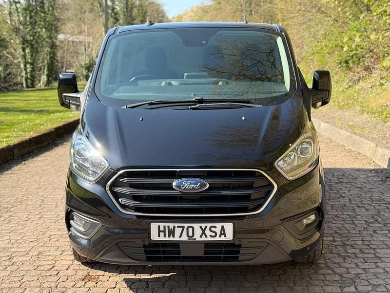 Used Ford Transit Custom Limited 130 HP (95 kW) 2020 Black Van