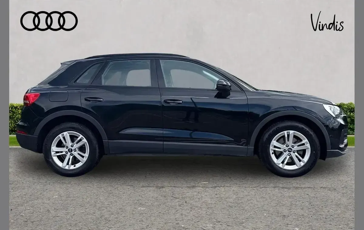 Used Audi Q3 Design 150 HP (110 kW) 2023 Black SUV