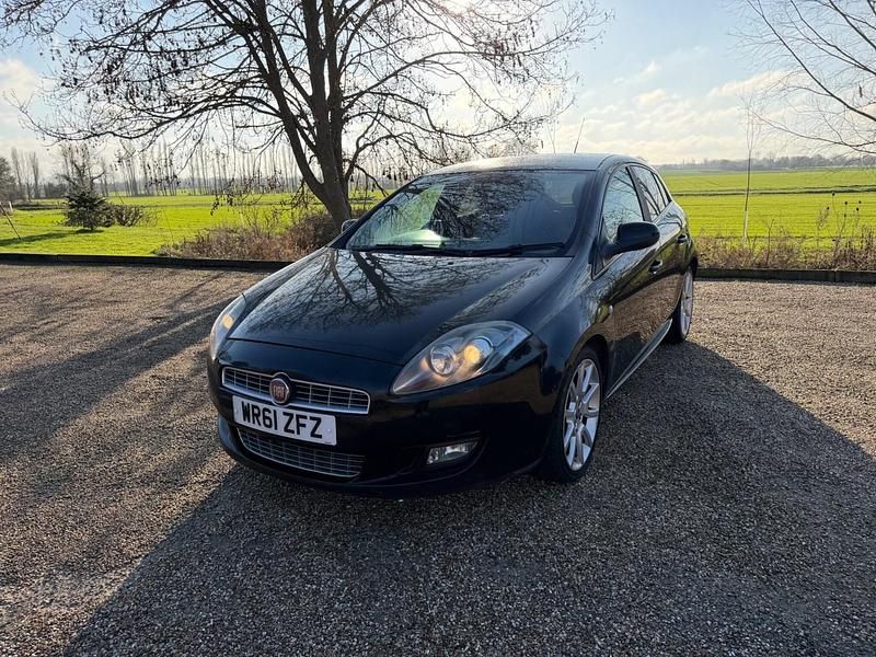 Black Used 2012 Fiat Bravo Sport Hatchback | £1,191 - Image 1/4