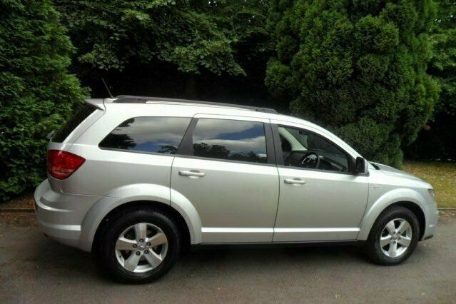 Used 2009 Dodge Journey SUV | £9,495 - Image 1/3