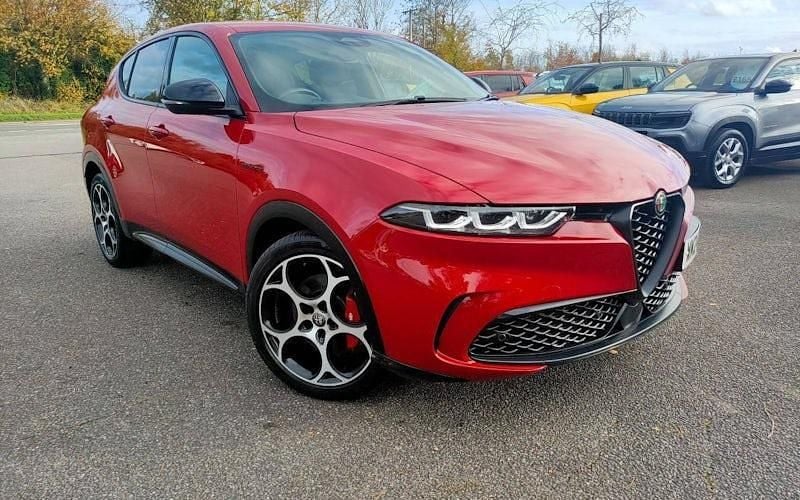 Used 2025 Alfa Romeo Tonale Veloce SUV | £24,885 (Fair price) - Image 1/4