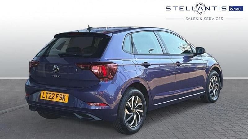 Begagnad VW Polo S 94 HK (69 kW) 2022 Lila Halvkombi