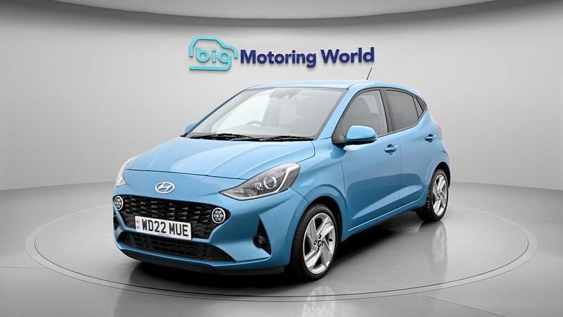 Used Hyundai i10 Premium 84 HP (61 kW) 2022 Turquoise Hatchback