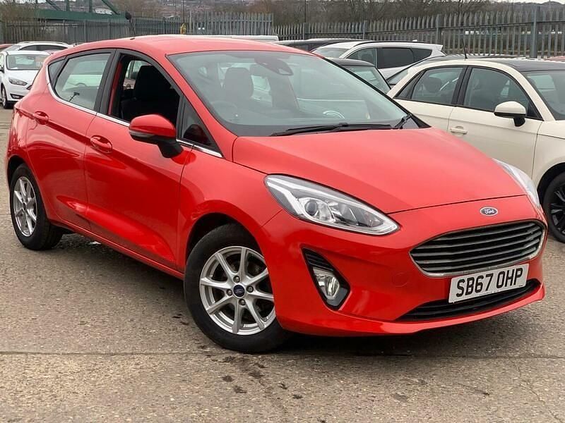 Used Ford Fiesta Zetec 100 HP (73 kW) 2018 Red Hatchback