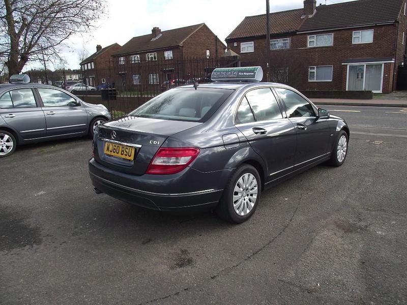 Used Mercedes C220 Elegance 170 HP (125 kW) 2010 Grey Sedan