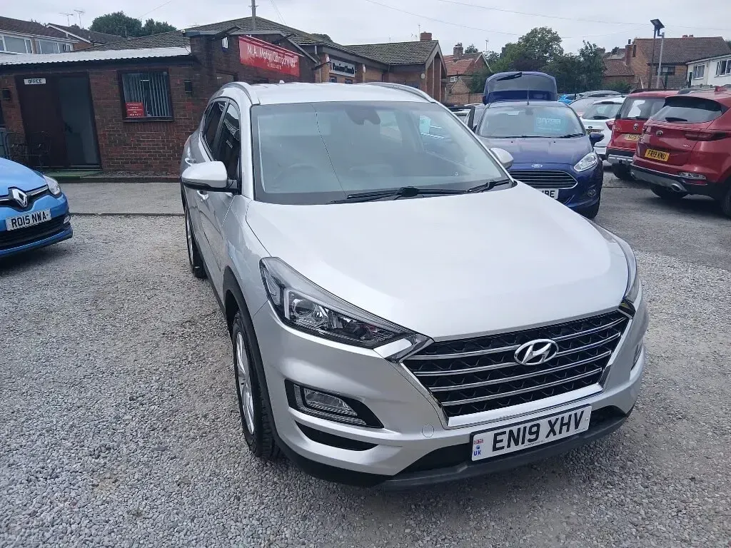 Used Hyundai Tucson SE 177 HP (130 kW) 2019 Silver SUV