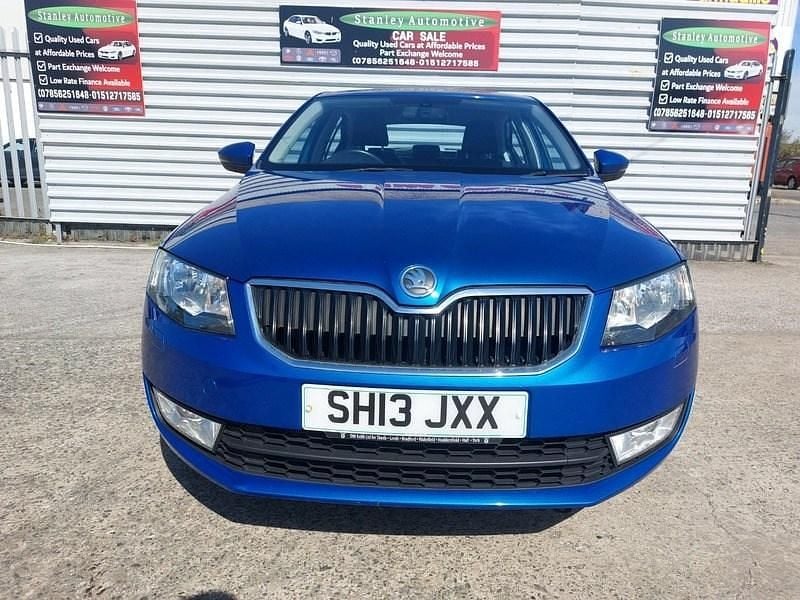 Used Skoda Octavia Elegance 2013 Blue Hatchback