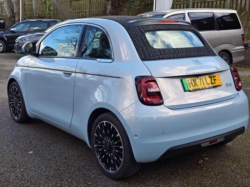 Second-hand Fiat 500e La Prima 86 kW (118 CP) 2021 Albastru Cabrio