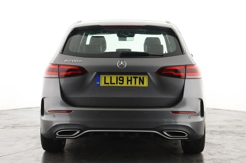 Used Mercedes B200 AMG Line Premium 150 HP (110 kW) 2019 Grey MPV