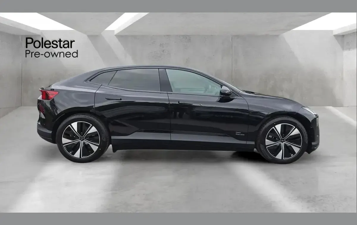 New Polestar 4 Plus 196 kW (267 HP) 2026 Black SUV