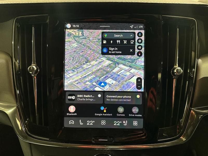 New Volvo V90 Plus 2025 Black Estate