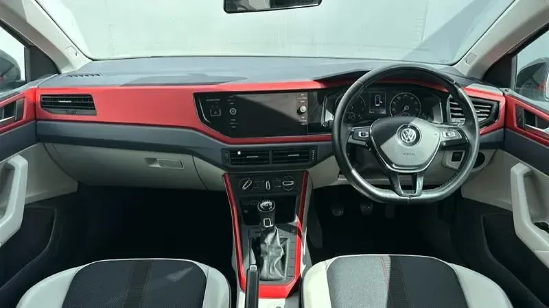 Used VW Polo Beats 95 HP (69 kW) 2020 Silver Hatchback