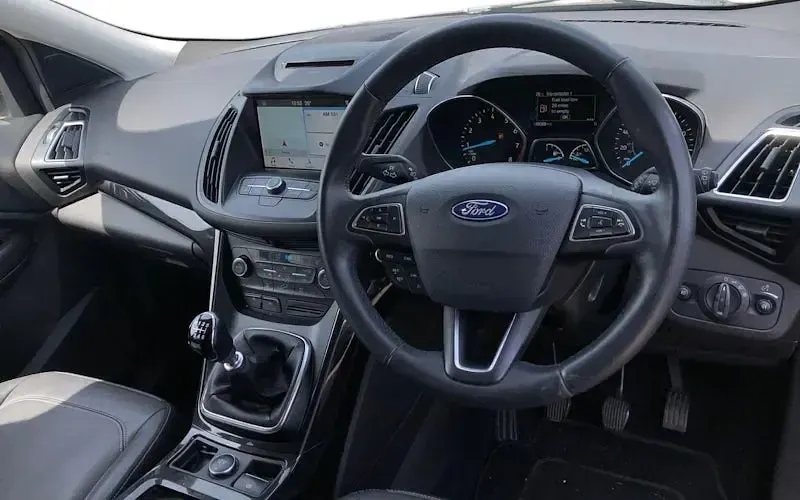 Usado Ford Kuga Titanium X 150 CV (110 kW) 2019 Gris SUV