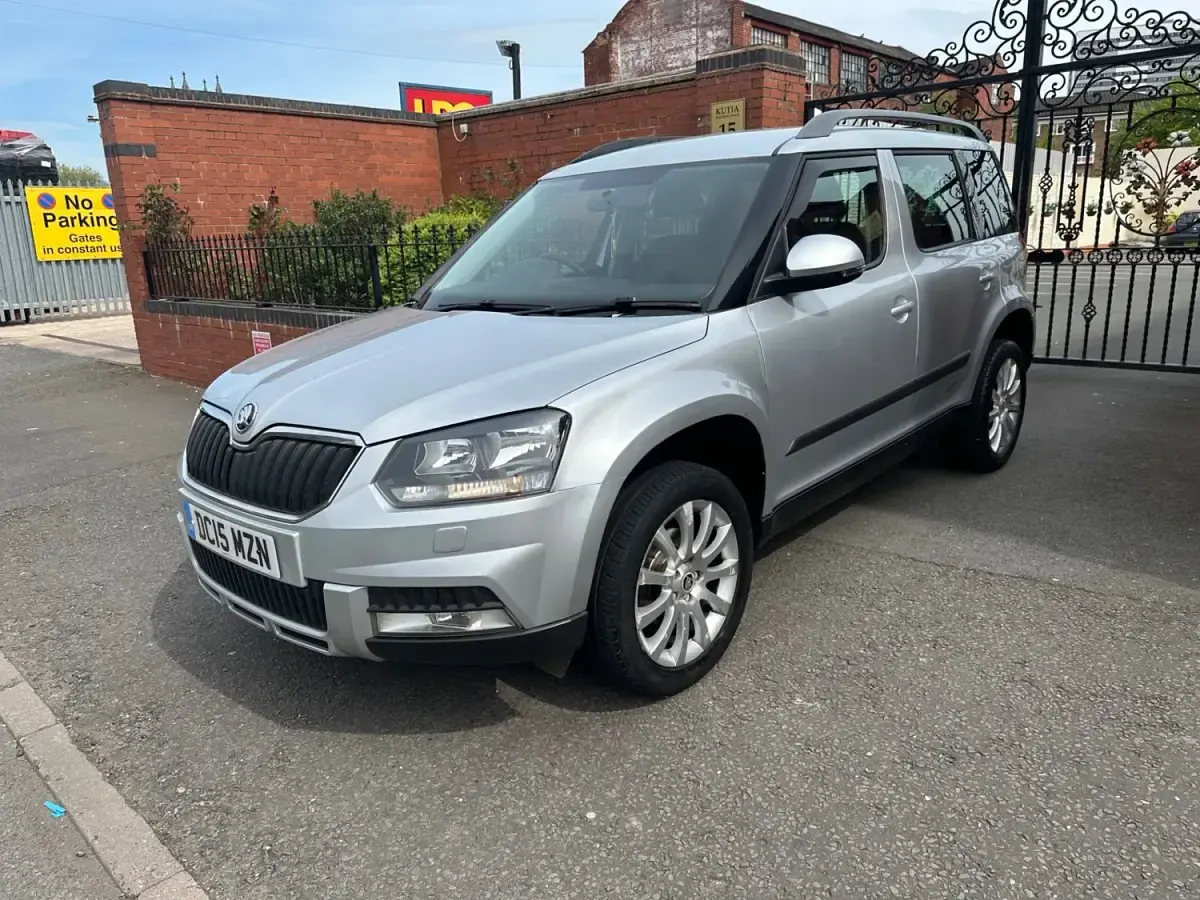 Gebraucht Skoda Yeti SE 2015 Silber SUV