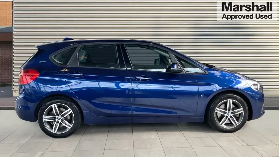 Used BMW 225 Sport Line 224 HP (164 kW) 2017 Blue