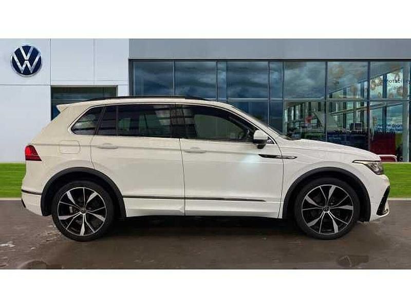 Used VW Tiguan R-line 150 HP (110 kW) 2022 White SUV