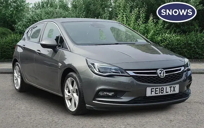 Used Vauxhall Astra SRi 105 HP (77 kW) 2018 Hatchback