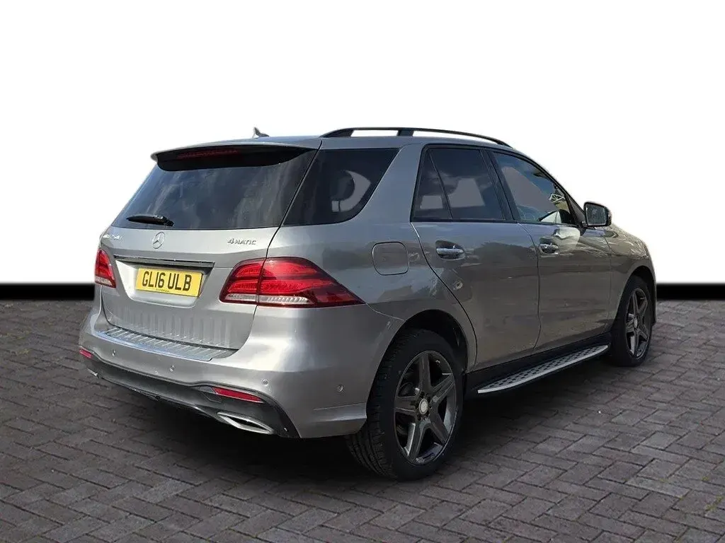 Used Mercedes GLE250 AMG line 201 HP (147 kW) 2016 Silver SUV