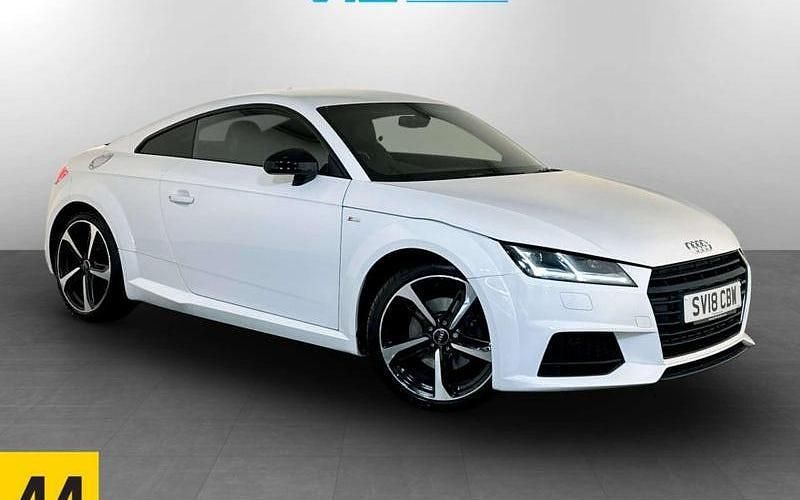 Used Audi TT Black Edition 180 HP (132 kW) 2018 White Coupe