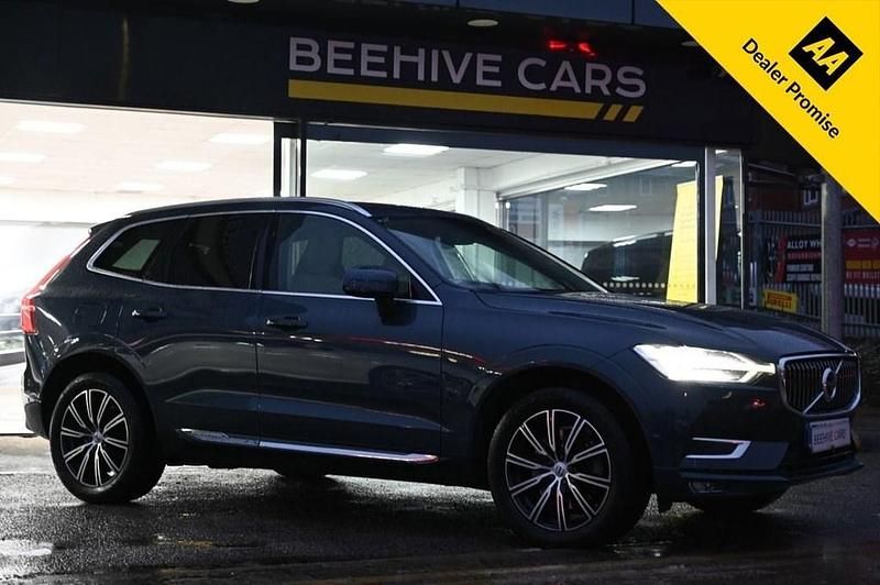 Used Volvo XC60 Inscription 250 HP (183 kW) 2019 Blue SUV