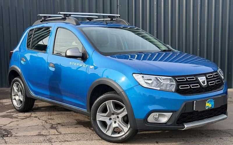 Używany Dacia Sandero Essentiel 90 KM (66 kW) 2020 Hatchback