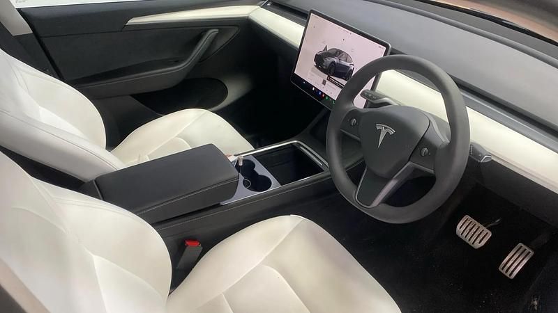 Used Tesla Model Y Performance 313 kW (426 HP) 2023 Grey SUV