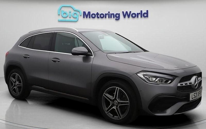 Used 2021 Mercedes GLA200 Executive SUV | £21,400 (Good price) - Image 1/4