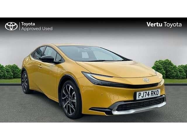 Yellow New 2024 Toyota Prius Hatchback | £32,471 (Fair price) - Image 1/4