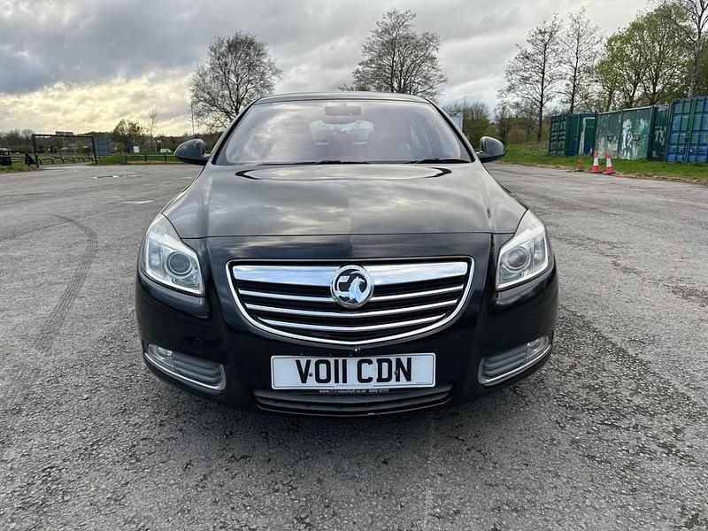 Used Vauxhall Insignia Elite 160 HP (117 kW) 2011 Black Hatchback