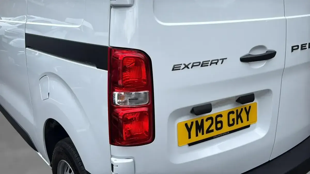 New Peugeot Expert 143 HP (105 kW) 2026 White Van