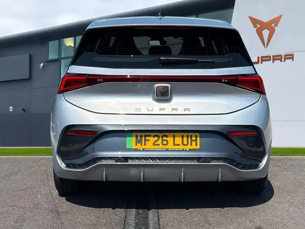 Used Cupra Born e-Boost 169 kW (231 HP) 2026 Silver Hatchback