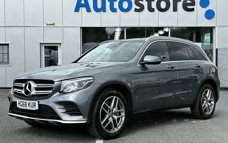 Begagnad Mercedes GLC250 AMG Line Premium 211 HK (155 kW) 2019 Kombi