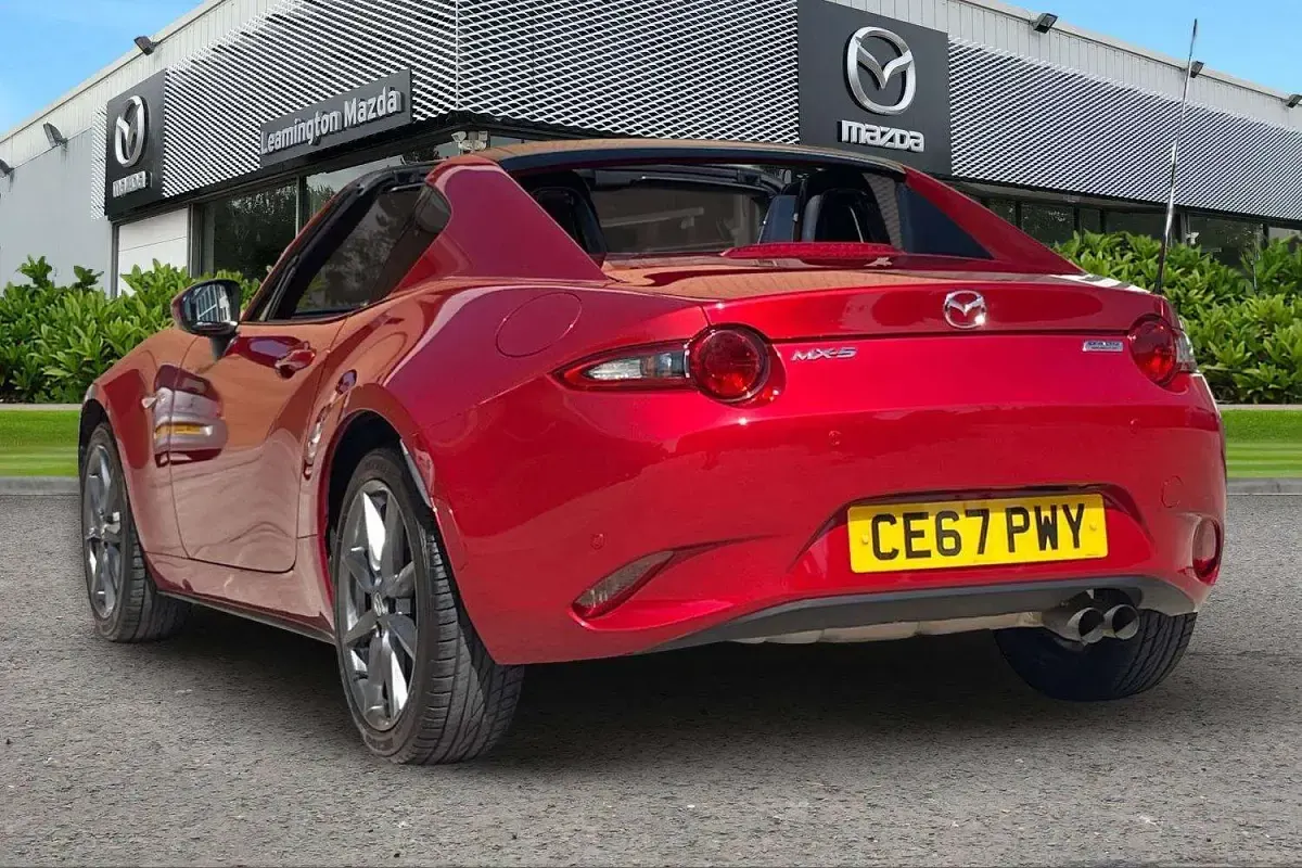Used Mazda MX5 Inclusive 160 HP (117 kW) 2017 Red Cabriolet
