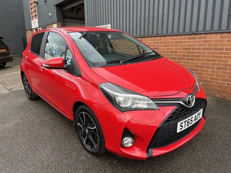 Used Toyota Yaris Sport 2015 Red Hatchback
